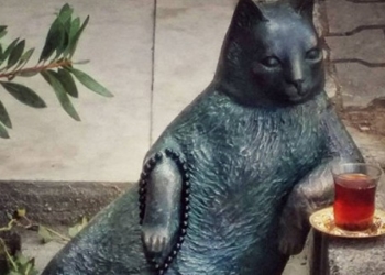 Вкрали знаменитий пам’ятник коту (фото)