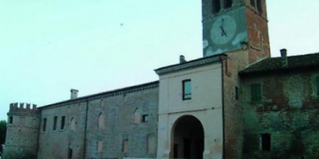 Місто полонили привиди – жителі просять про допомогу