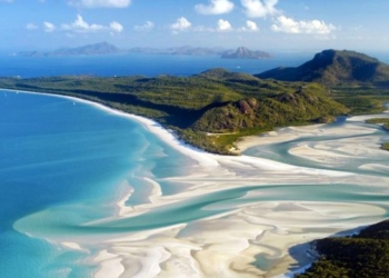 38-річний чоловік почав благодійний заплив через Атлантичний океан