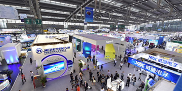 Шок! На людину напав робот – чоловік у лікарні