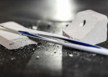 Дизайнери винайшли ручку, яка пише без чорнила