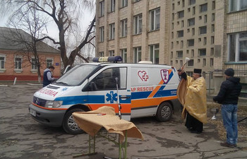 Як екстравагантні бабусі-співачки з Тернопільщини допомогли українським військовим