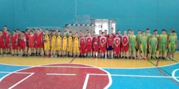 Тернопільські школярі позмагалися на турнірі з баскетболу