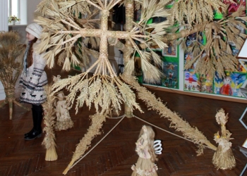 В Українському домі «Перемога» відкрили виставку «Дідух – різдвяний дух»