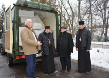Благодійники передали тернопільській лікарні матраци