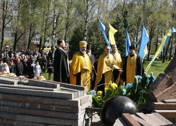У середу тернополяни зберуться біля пам’ятника