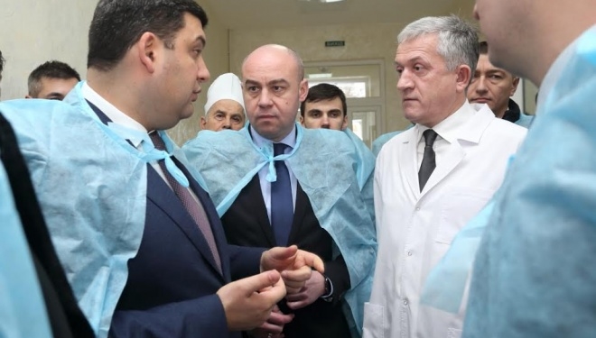 Сергій Надал і Володимир Гройсман відкрили у Тернополі відремонтоване інфекційне відділення (фото)