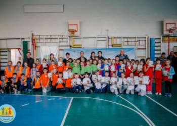 Третьокласники позмагаються на спортивному фестивалі “Ігри патріотів”