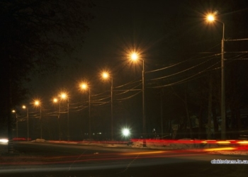 У Тернополі вперше з часів СРСР освітили цю вулицю (фотофакт)