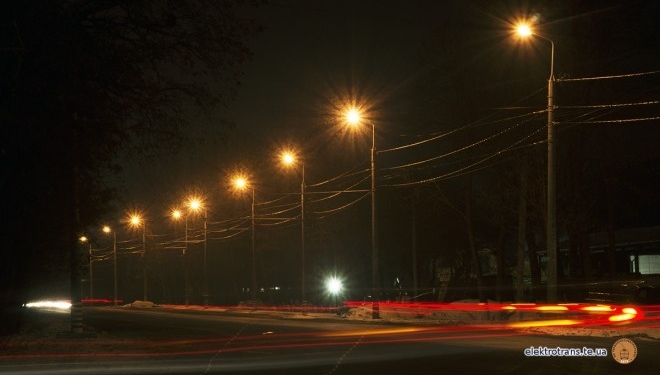 У Тернополі вперше з часів СРСР освітили цю вулицю (фотофакт)