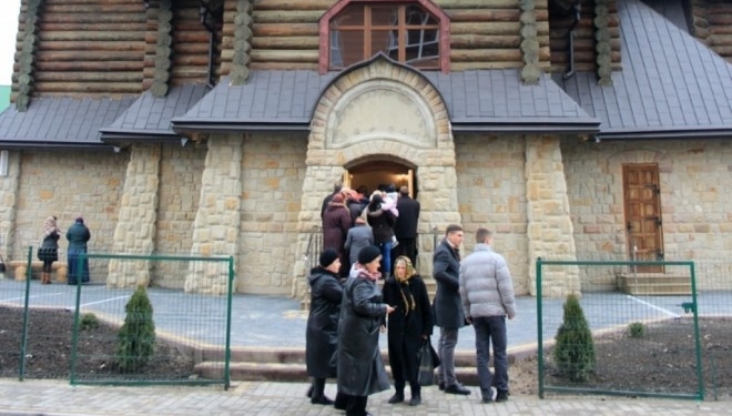 Допомогу бійцям АТО збирають у церквах Тернополя