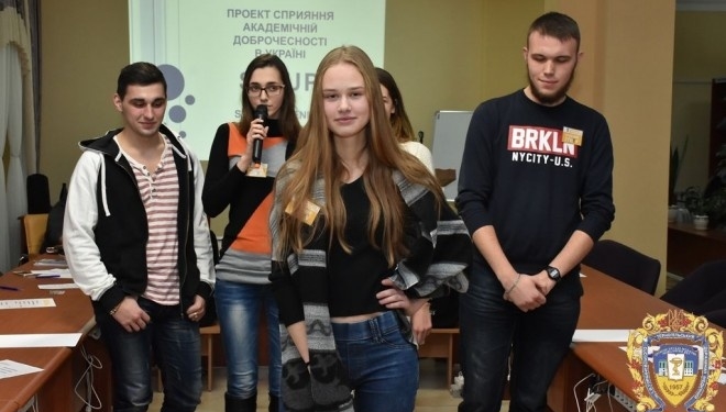 Тернопільським студентам влаштували кількагодинні нон-стоп лекції