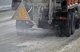 Увага! Водіїв у Тернополі просять не залишати авто на узбіччях і тротуарах