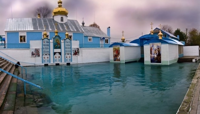 У джерелі Святої Анни на Тернопільщині після посухи почала з’являтися вода