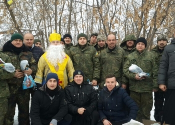 Тернопільський священик: з нашим приїздом діти на Луганщині вперше дізналися про Миколая