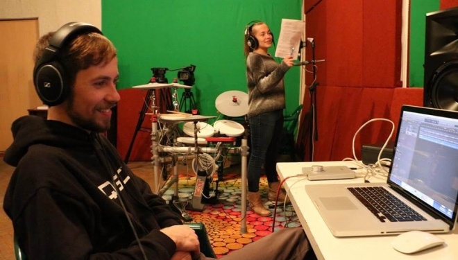 Небайдужі тернополяни записали казку для незрячих