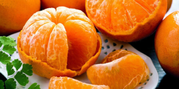 У тернопільському лабораторному центрі розповіли всю правду про мандарини