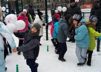 В Тернополі на масиві «Східний» відбулося відкриття ковзанки (ФОТО)