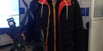 Тернопільський студент самостійно зібрав летючого робота (фото)