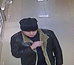 Розшукують шахрая, який “засвітився” на камері відеоспостереження (фото, відео)