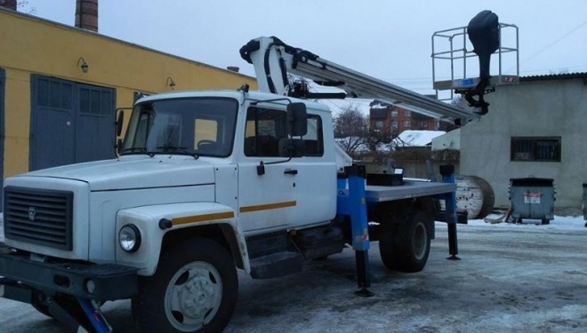 Новий автомобіль для висотних робіт придбало КП «Тернопільміськсвітло» (ФОТО)