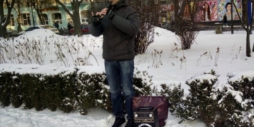 Тернополян зачарував вуличний сопілкар (відео)