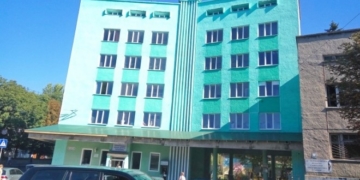 Хамство та зверхність: тернополянин в шоці від прийому лікаря