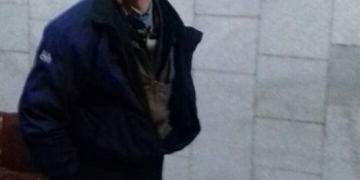 Чоловіка, який перебував у розшуку, спіймали за кумедних обставин