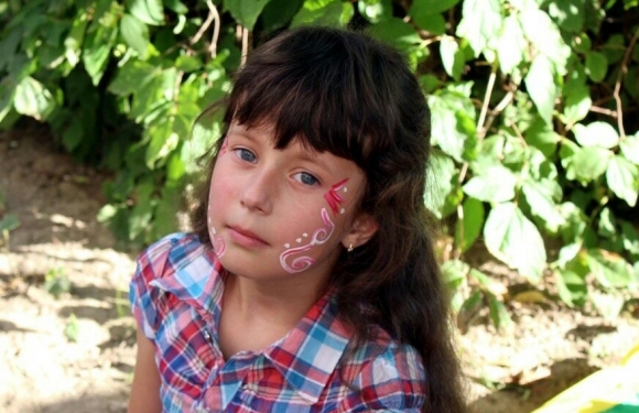 Життя маленької дівчинки з Тернополя вартує 100 тисяч гривень