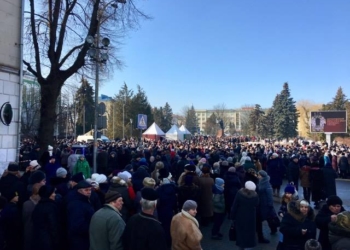 Священики розповіли, доки у Тернополі можна побачити чудотворну ікону