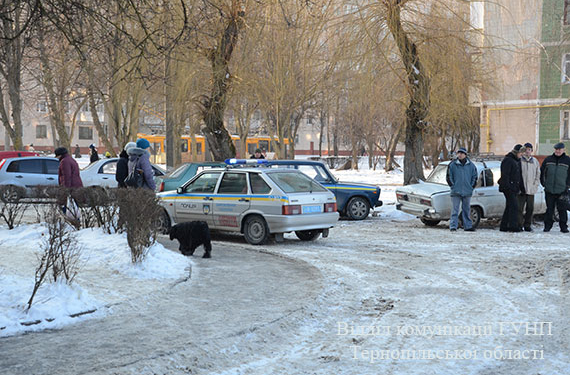 Тернополянин випадково виявив у своїй квартирі злодія(фото)