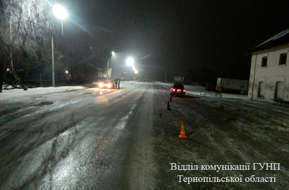 Під колеса автомобіля потрапив велосипедист – водій втік з місця ДТП