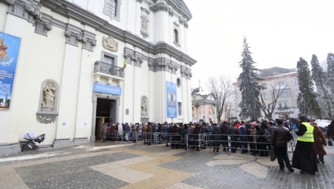 З нагоди перебування чудотворної ікони Нерукотворного Спаса з Едесси у Тернополі відбулася Архиєрейська Літургія