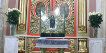 Сергій Надал з настоятелем Архикатедрального собору зустріли у Тернополі чудотворну ікону (ФОТО)