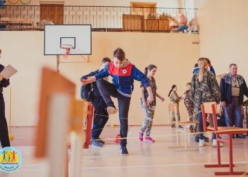 Школярі вшанували Революцію гідності патріотичним заходом “Будь гідним героїв” (ФОТО)