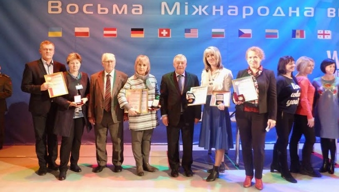 Тернопільські освітяни отримали нагороди від Міністерства