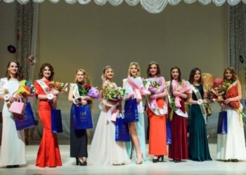 Як 11 красунь у Тернополі за корону змагалися (відео)