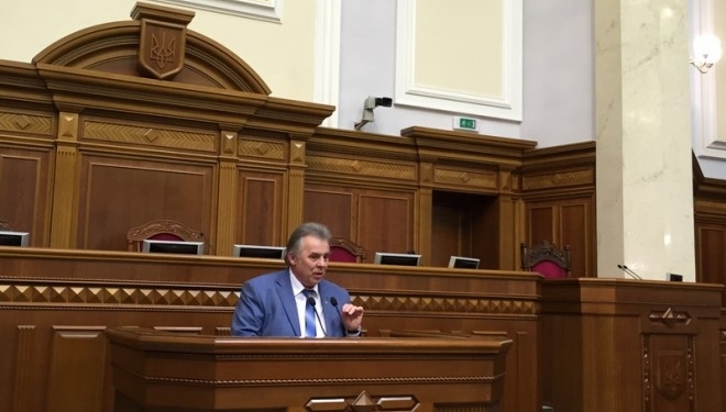 Заслужений лікар України з Тернопільщини виступив перед парламентарями у столиці