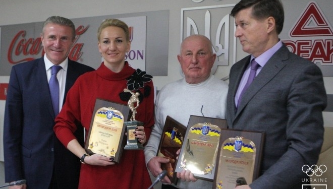 Олімпійська чемпіонка Олена Підгрушна – найкраща спортсменка місяця, а найкращий тренер – Олег Бунт (ВІДЕО, ФОТО))