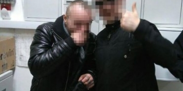 Прямісінько у супермаркеті невідомі розпивали алкоголь, який продавався