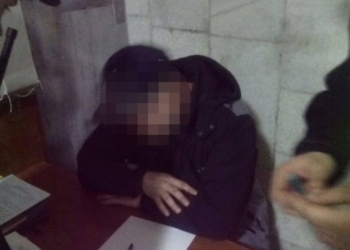 Патрульні оштрафували дебошира, який кидався під автомобіль