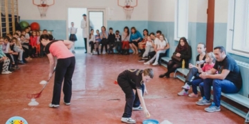 У Тернопільських школах тривають спортивні сімейні змагання