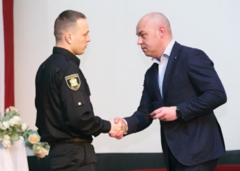 Очільник Тернополя Сергій Надал привітав патрульну поліцію з першою річницею (ФОТО)