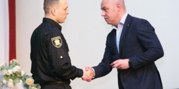 Очільник Тернополя Сергій Надал привітав патрульну поліцію з першою річницею (ФОТО)