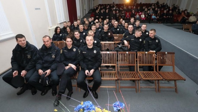 Очільник Тернополя Сергій Надал привітав патрульну поліцію з першою річницею (ФОТО)