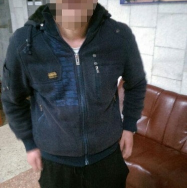 Патрульні знайшли на лавці чоловіка, якого розшукують за крадіжку