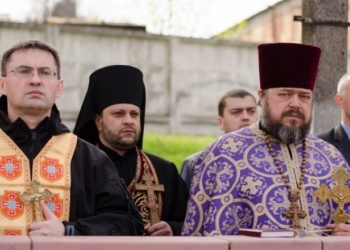 Священики благословили тернопільських новобранців на військову службу