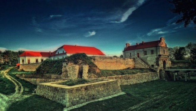 Замок на Тернопільщині побудований за проектом відомого архітектора Скамоцці з Венеції