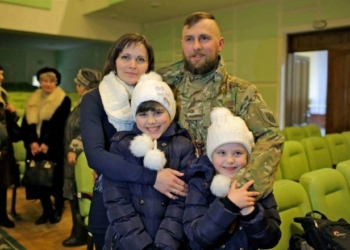Тернопільському кіборгу осколок пройшов через мозок: страшна історія поранення та дивовижне одужання