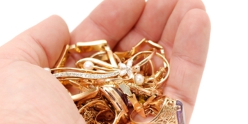 У Тернополі обікрали місце, куди зазвичай злодії і так приносять крадене